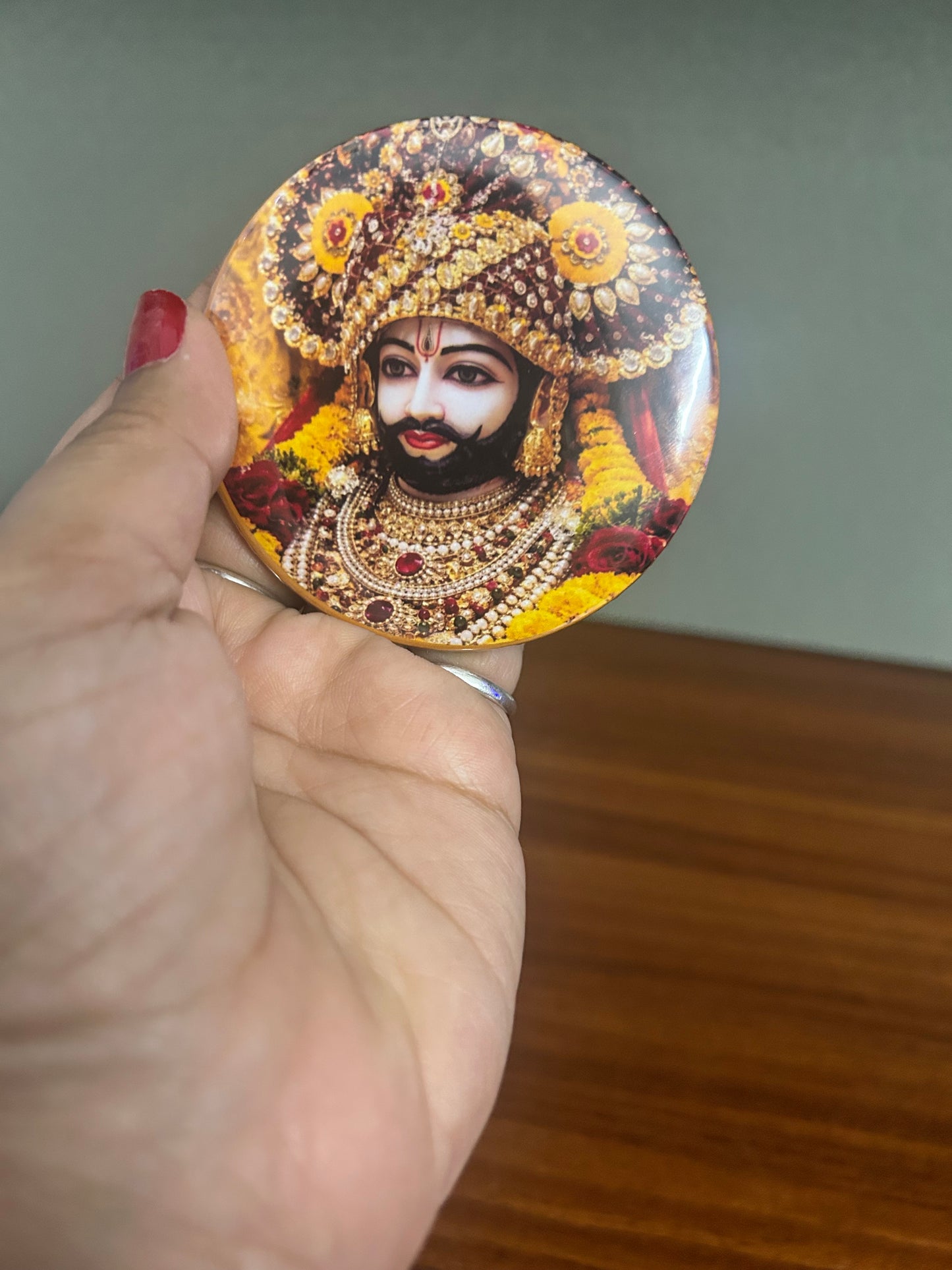 Pin Badges 75 mm Customise | Personalized Photo Badges | BAGGBAY