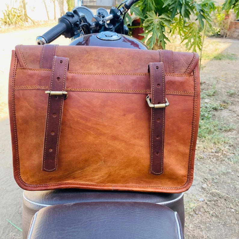 Classic Leather Motorcycle Saddlebag