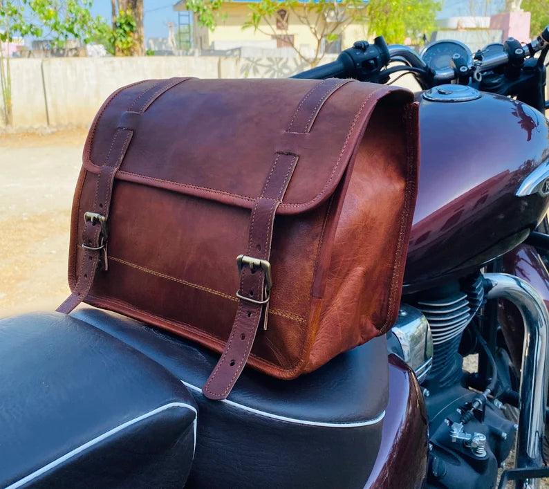 Classic Leather Motorcycle Saddlebag